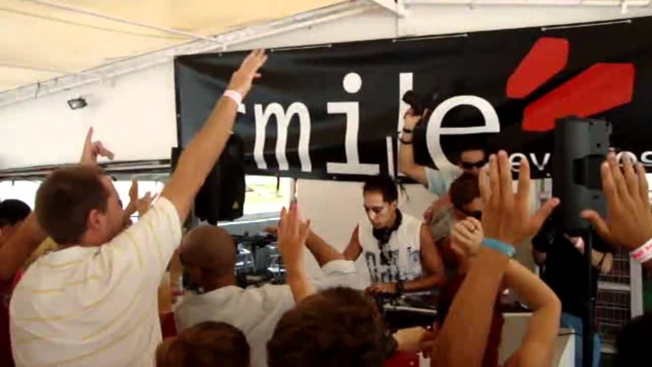 NUNO DOURADO @ SMILE BOAT PARTY (RIO GUADIANA - ALGARVE) - 20/08/2011
