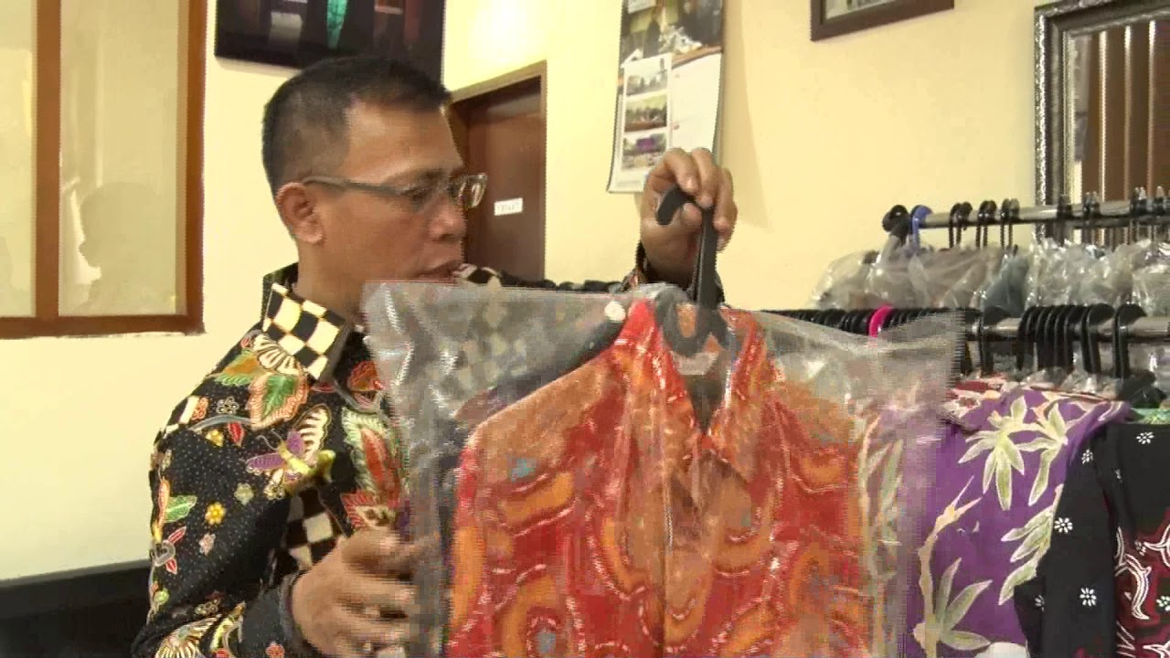Koleksi Batik Masinton Pasaribu