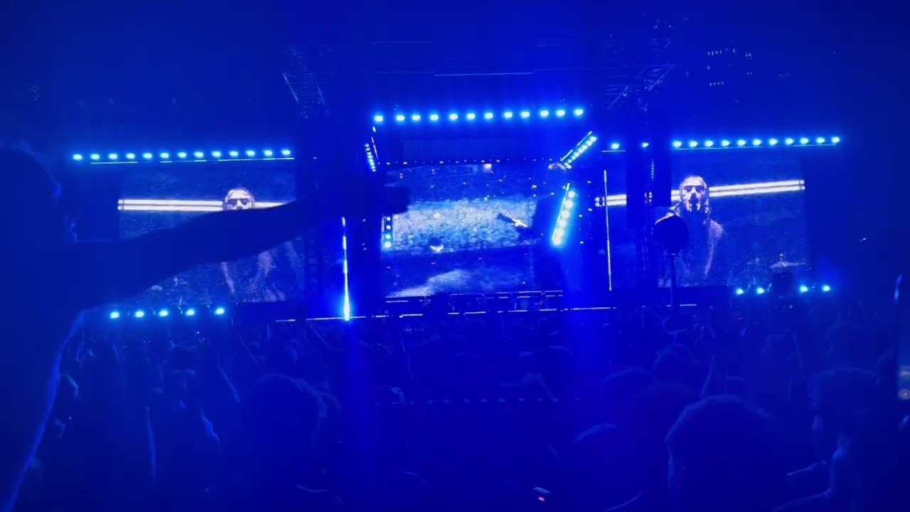 Oasis: Slide Away (2). Accor Stadium, Sydney (8/11/25)