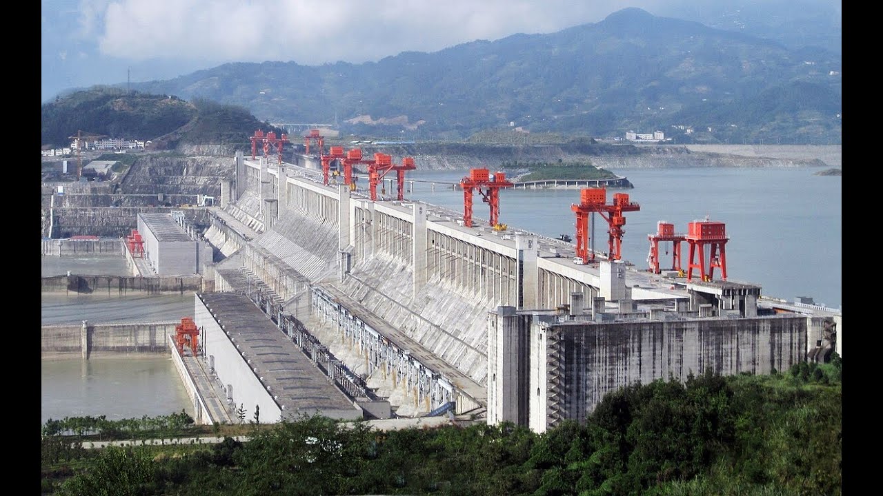Project Management Insights - The Three Gorges Dam Case Study (5 Minutes)