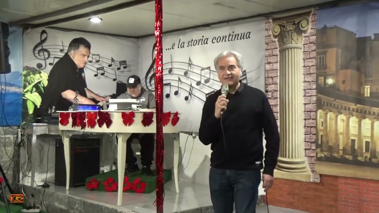 ROSE ROSSE ... E LA STORIA CONTINUA - a cura di CLAUDIO ESPOSITO e LUCIANO ESPOSITO -