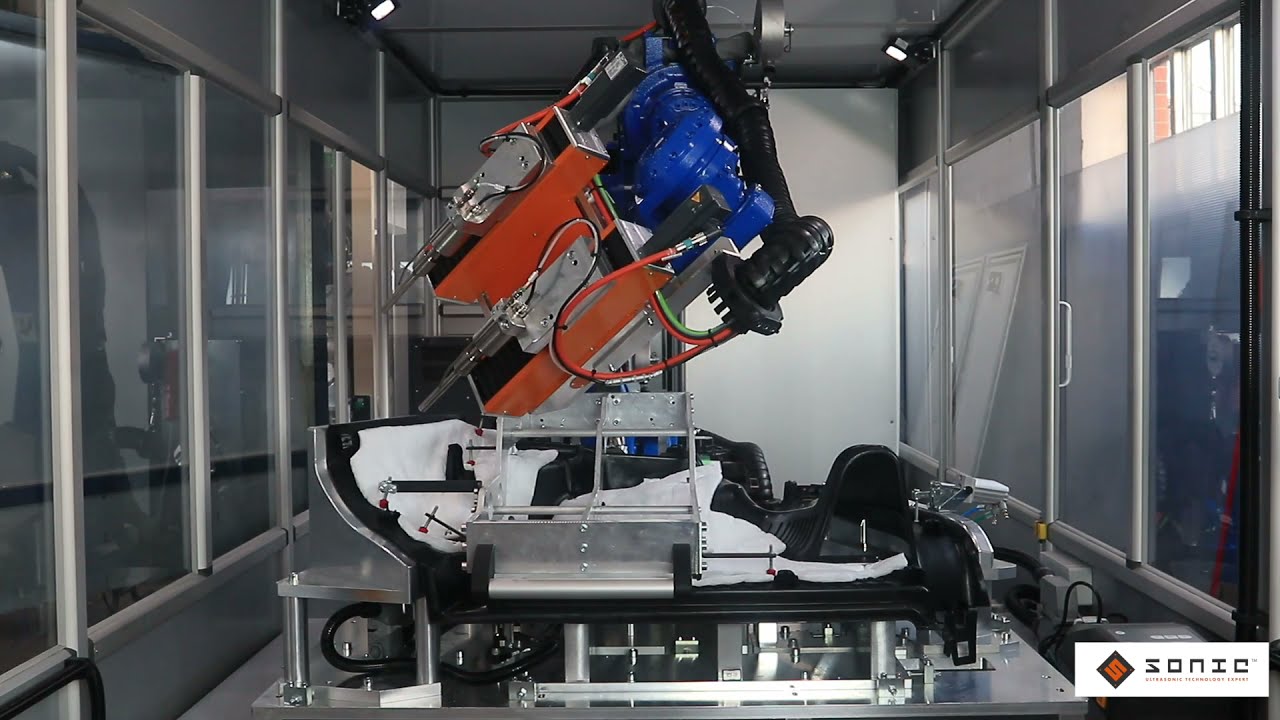 Multi-heads Ultrasonic Welding Machine on a Robot | Ultrasonic welding | Sonic italia
