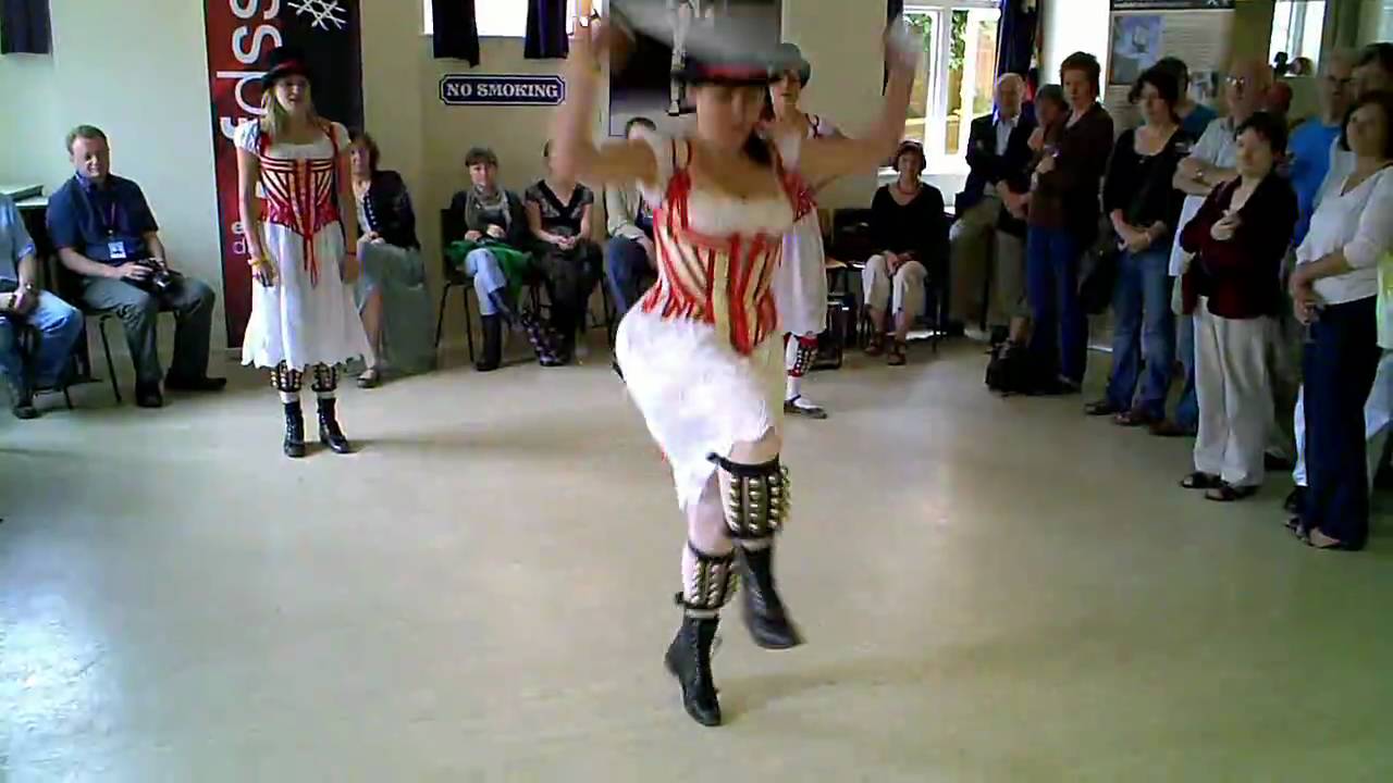 The Belles of London City dancing at the EFDSS reception at Sidmouth (03.08.09)