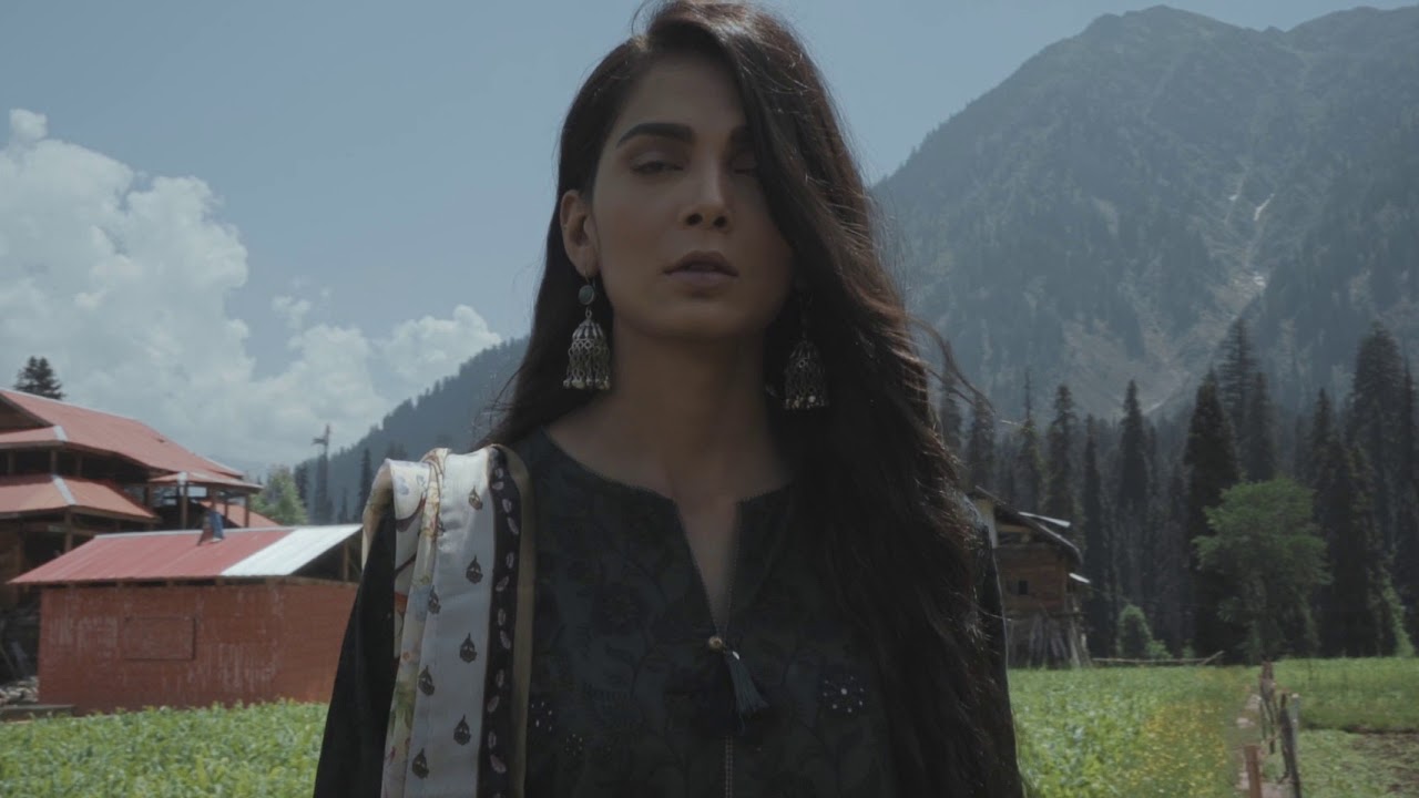 Mushk-Luxury Lawn'18