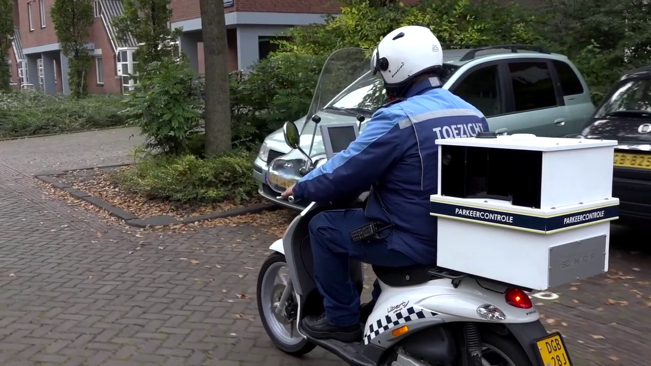 Digitaal handhaven met de scanauto en scanscooter
