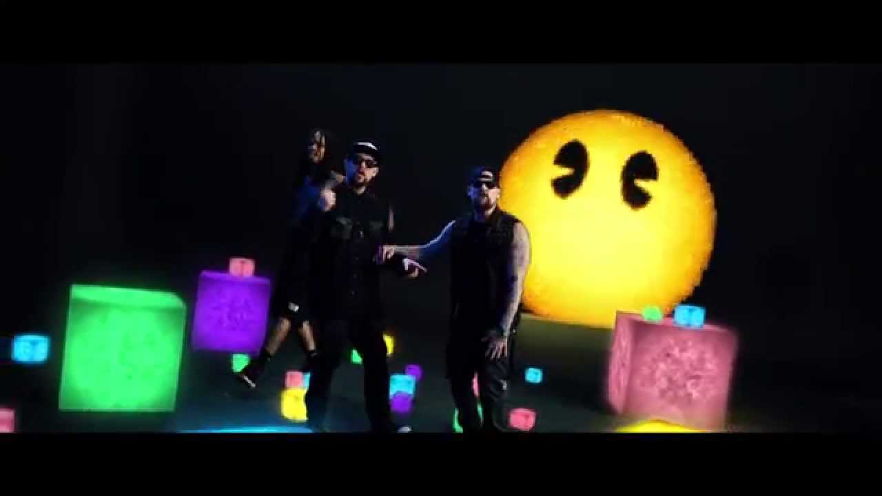 PIXELS (3D) - Musikvideo Waka Flocka Flame &ndash; Game On (feat. Good Charlotte)