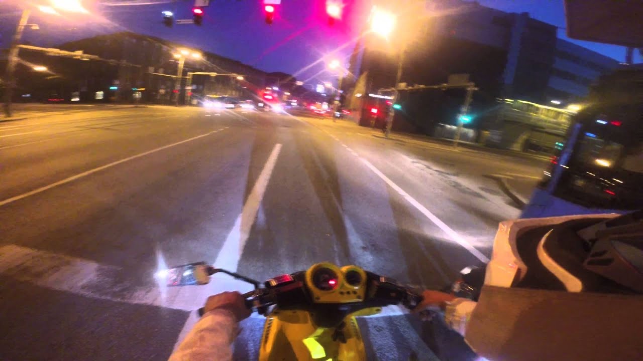 Aerox wheelies in the city part 1
