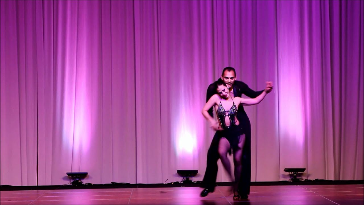 Cristian Oviedo & Alien Ramirez - Orlando Salsa Congress 2012 (Fri - Bachata Performance)