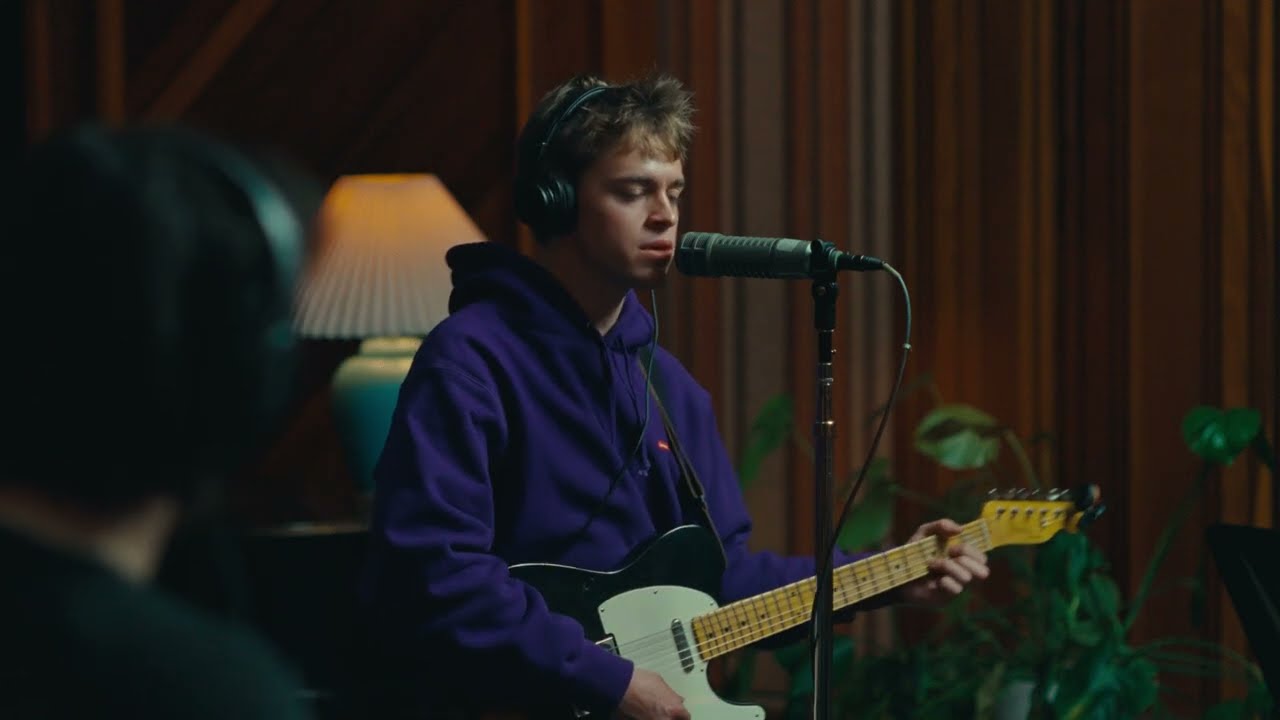 Christian Leave - Ain't No Reason (Live)