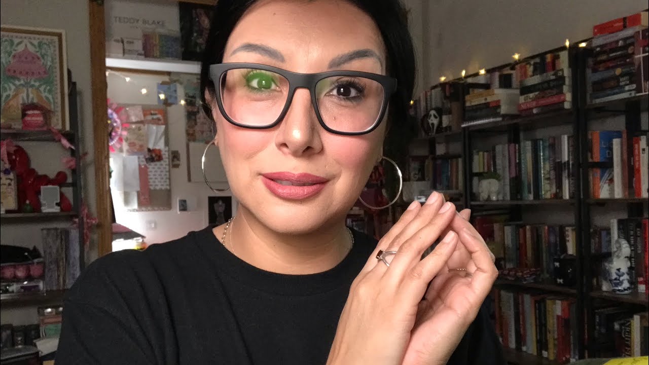 Entertainment News and Celebrity Tea ASMR 