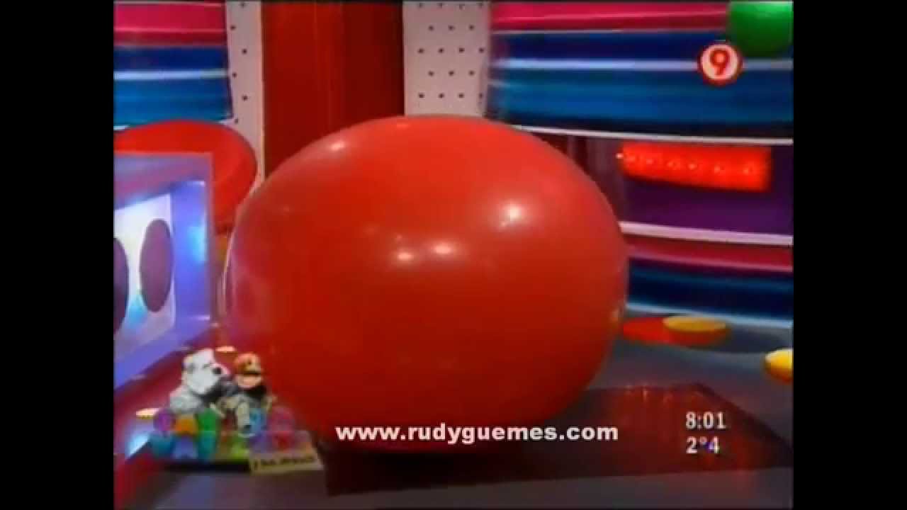 Rudy Güemes - Hombre globo - junto a carozo y narizota 2011