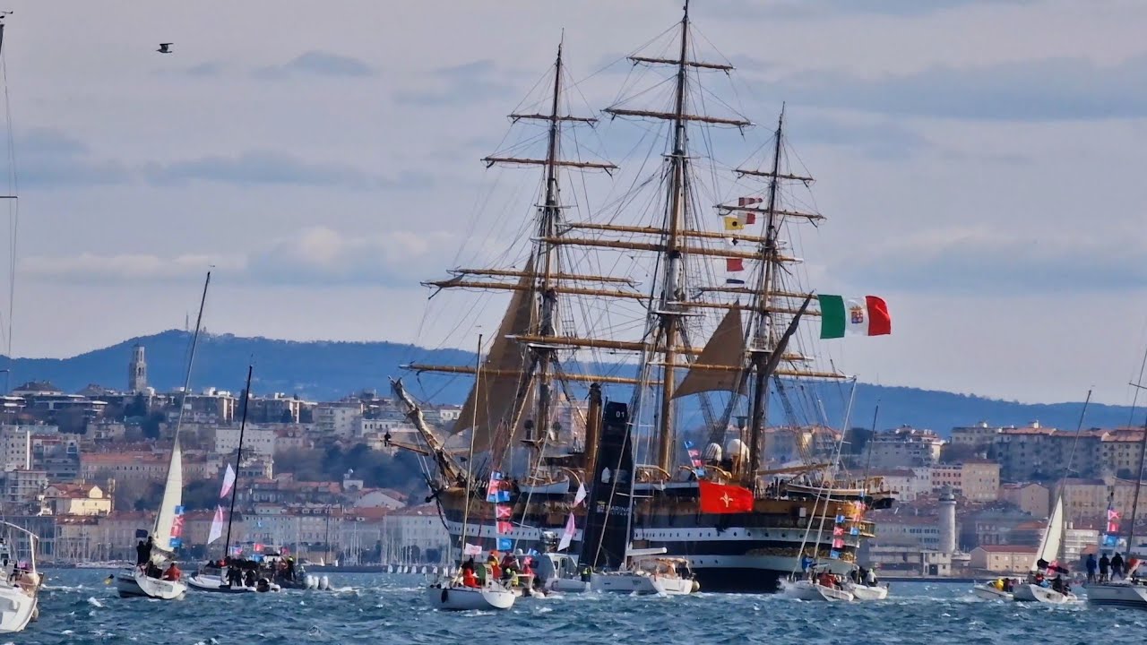 Arrivo di Nave Vespucci, salutata anche dalla Bora - Trieste 01/03/2025