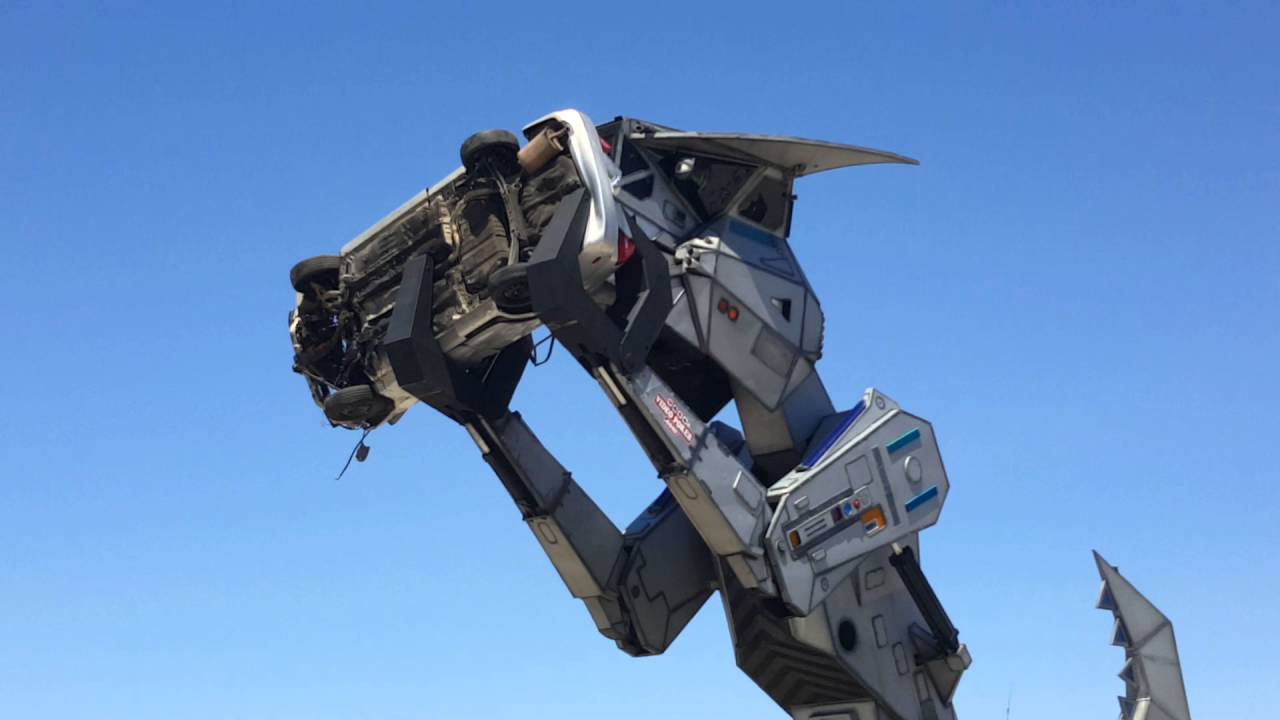 Robosaurus Eats a Car at March AirFest 2016