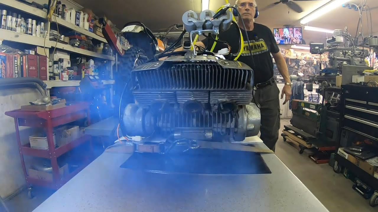 Suzuki GT380 Часть 2 поедет?