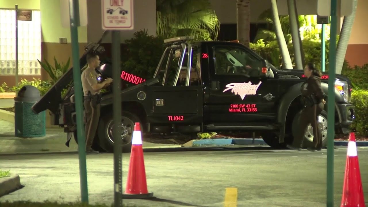 Tow truck driver shot after repossessing car