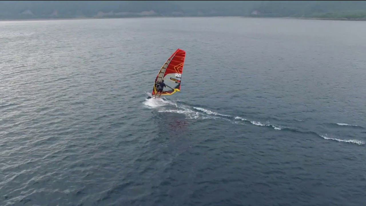 本栖湖 ウインドサーフィン　ドローン撮影