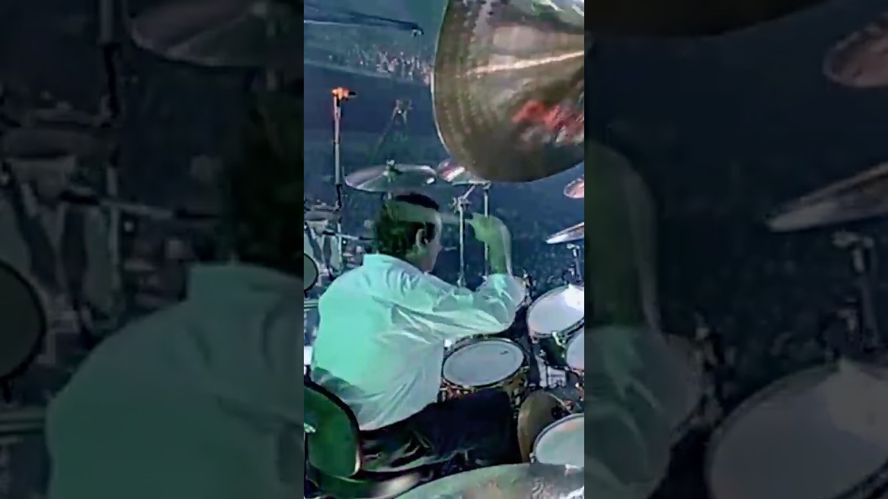 Pink Floyd performing One Of These Days from the film PULSE #PinkFloyd #PULSE #Live #AltMusic