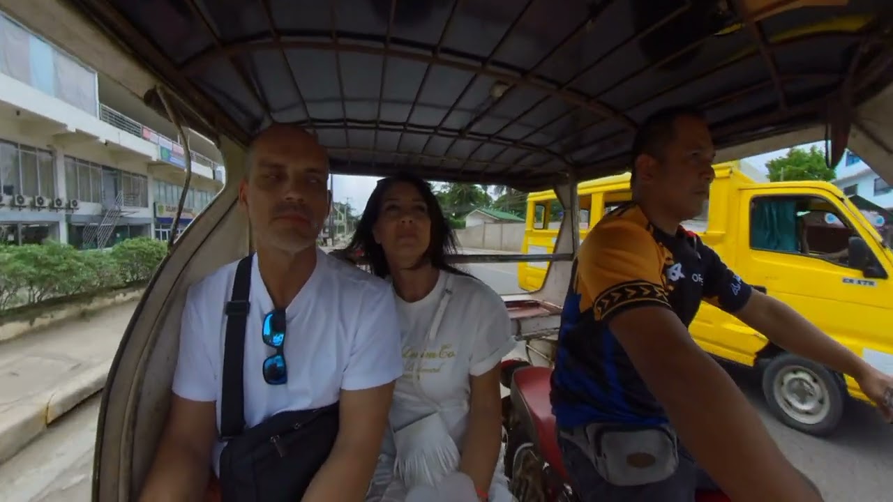tuktuk