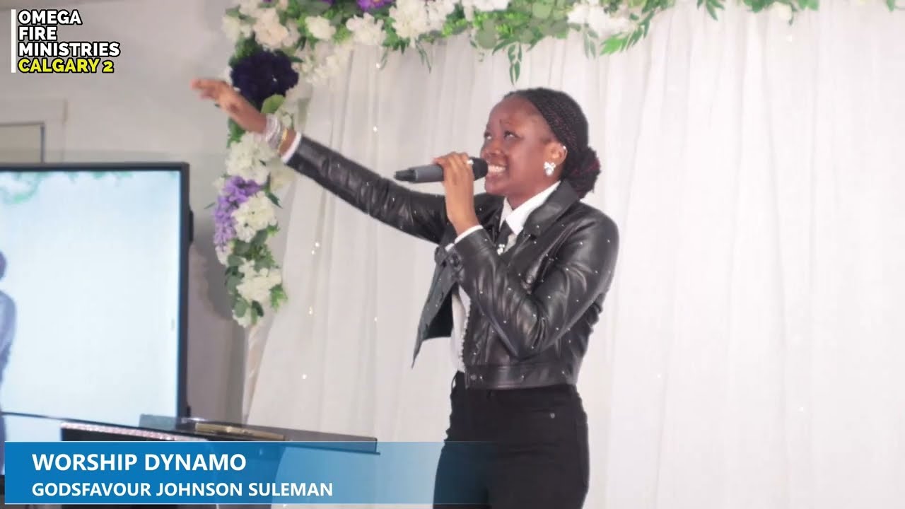 MINISTER GODSFAVOUR JOHNSON SULEMAN IGNITES A WORSHIP FIRESTORM 🔥🔥 GET READY FOR A DIVINE ENCOUNTER!