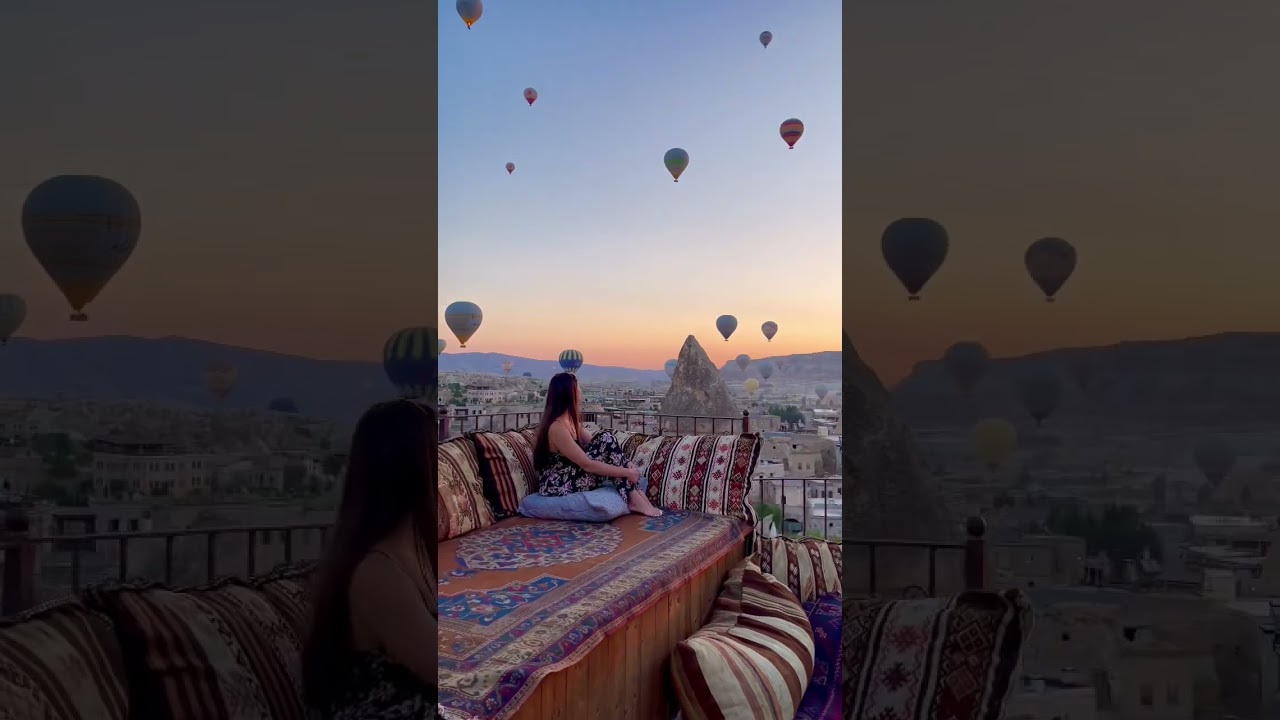 A fairytale morning in Cappadocia 🎈 #cappadocia #turkey #exploreturkey #hotairballoon