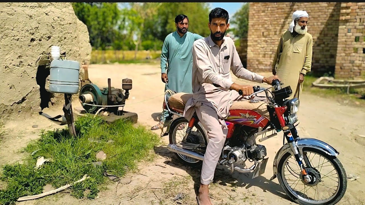 Amazing Village Engine Hack! Starting a Diesel Engine with a Motorcycle 😱 | Desi Jugaar