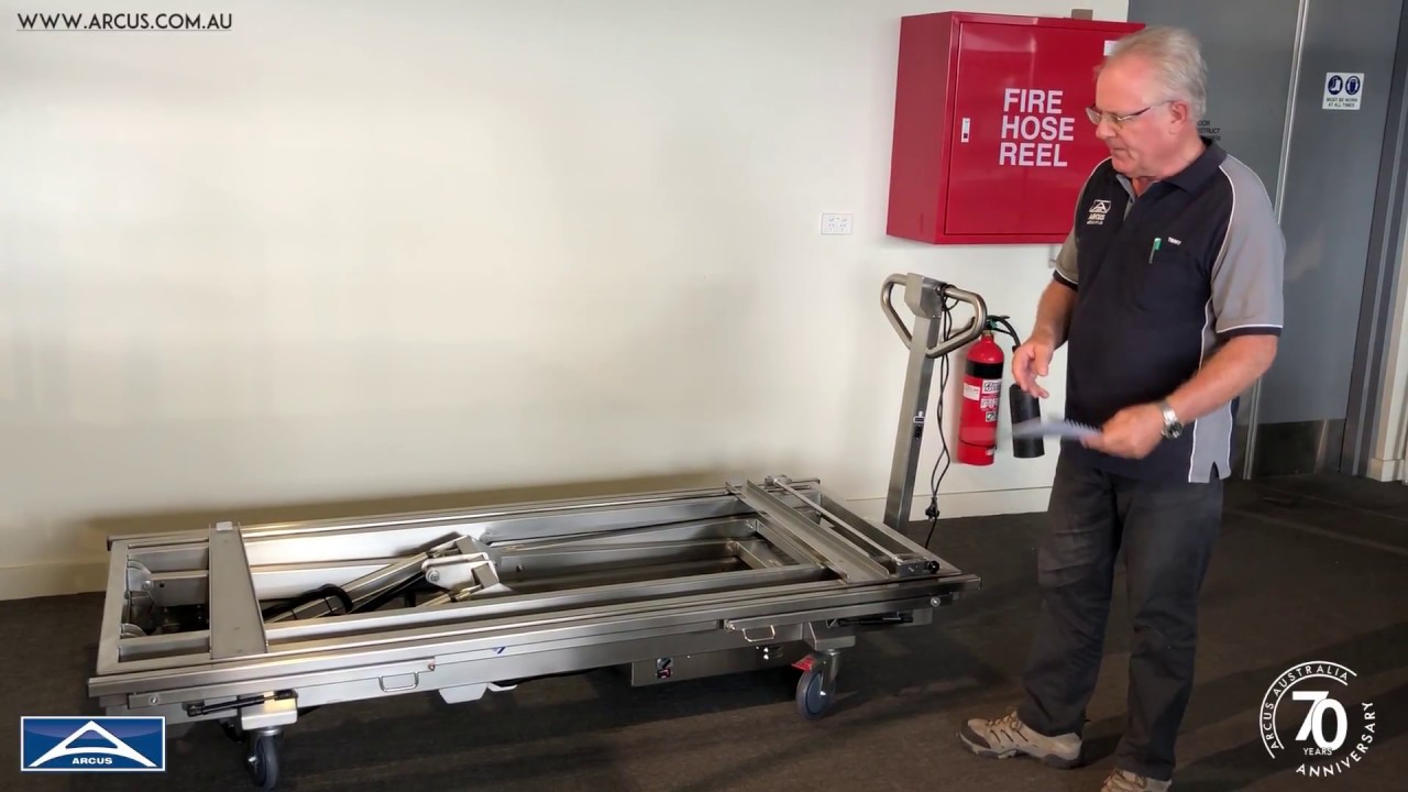 Using the Arcus PDMLT Mortuary Trolley, 1080HD