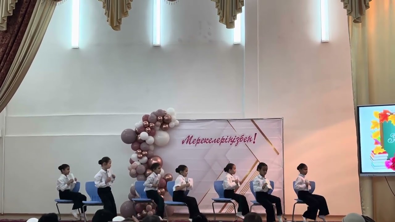 Девочки 😍 