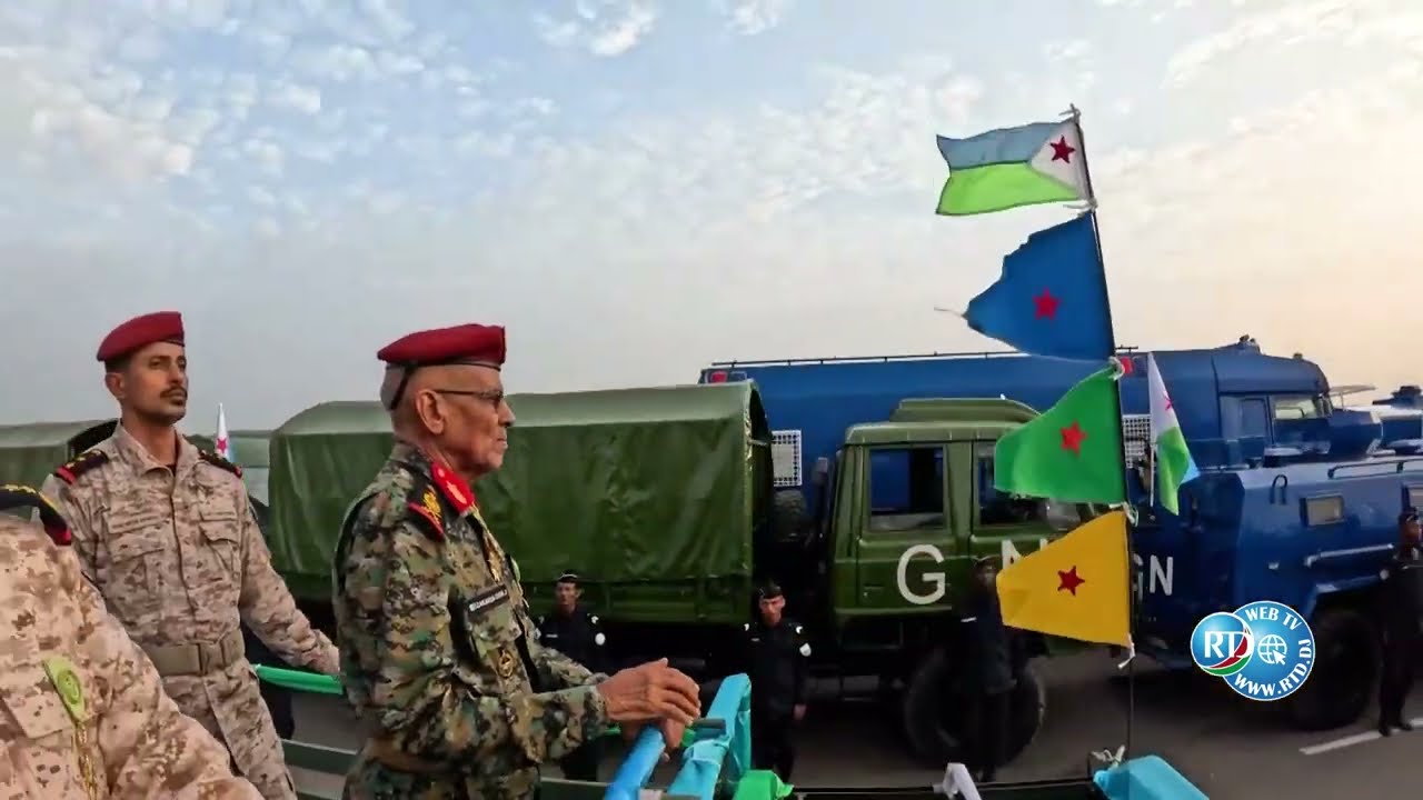 Djibouti – Défilé du 48e anniversaire : Le général passe en revue les troupes