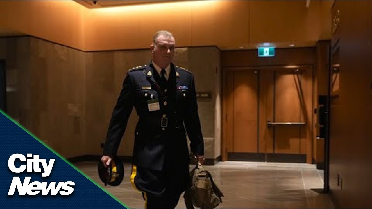 Mountie at heart of RCMP political pressure allegations speaks