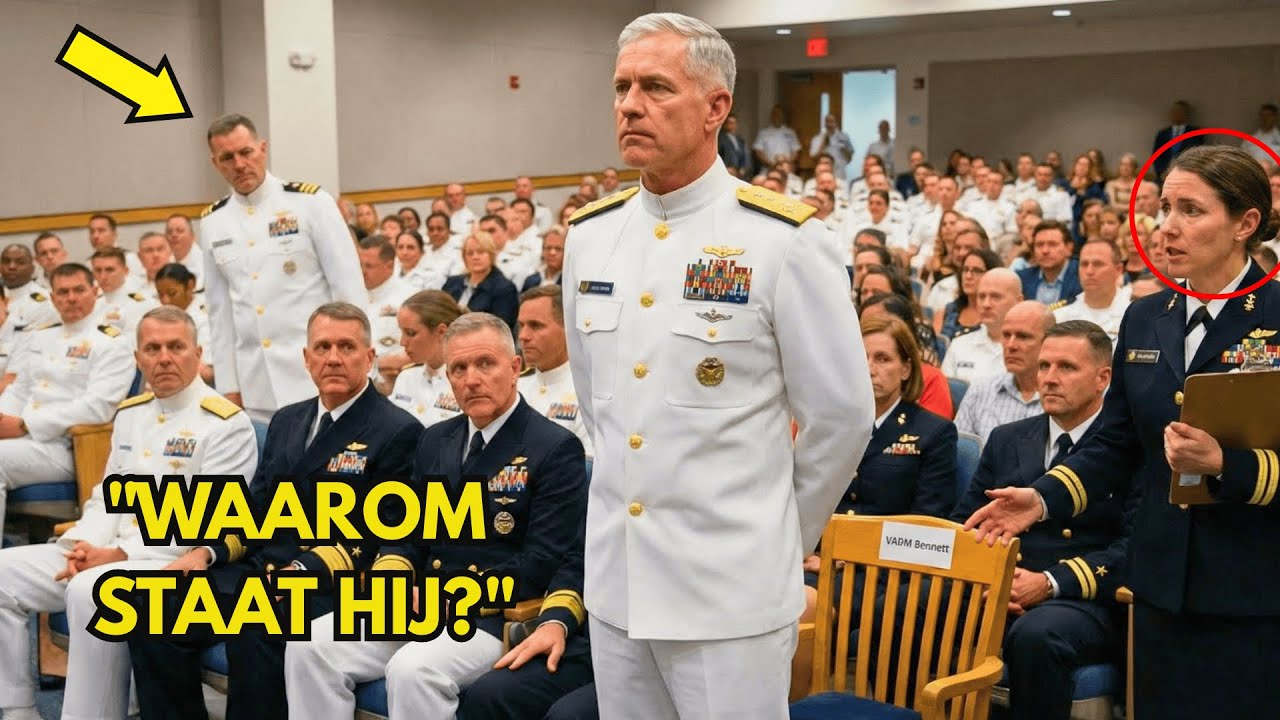 Iedereen ging zitten bij marineceremonie — tot 3-sterrenadmiraal weigerde