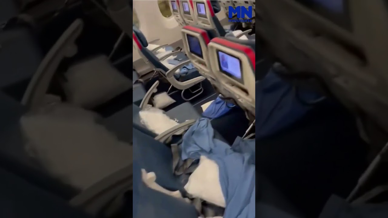 Passageiro com diarreia obriga avi&atilde;o a fazer pouso de emerg&ecirc;ncia #shorts