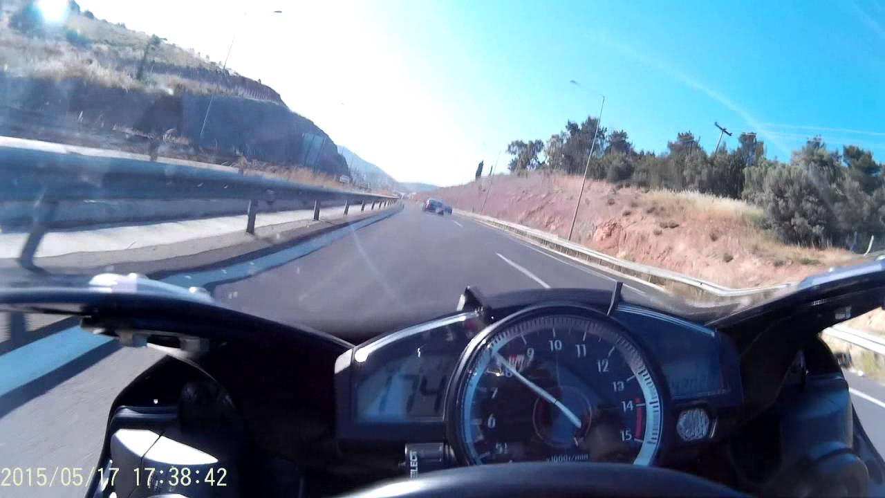 Yamaha R1 Xalkida