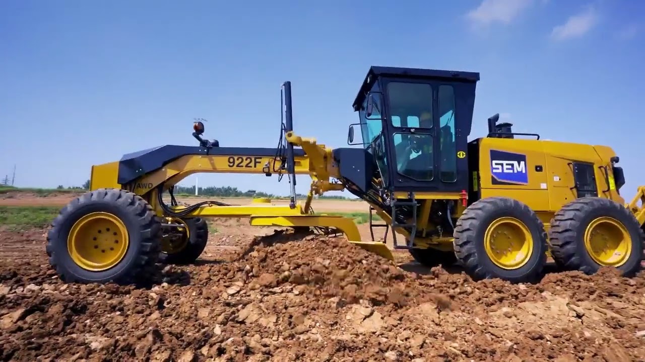 SEM 922F AWD &mdash; новый авто-грейдер с полным приводом! Обзор обновленной модели