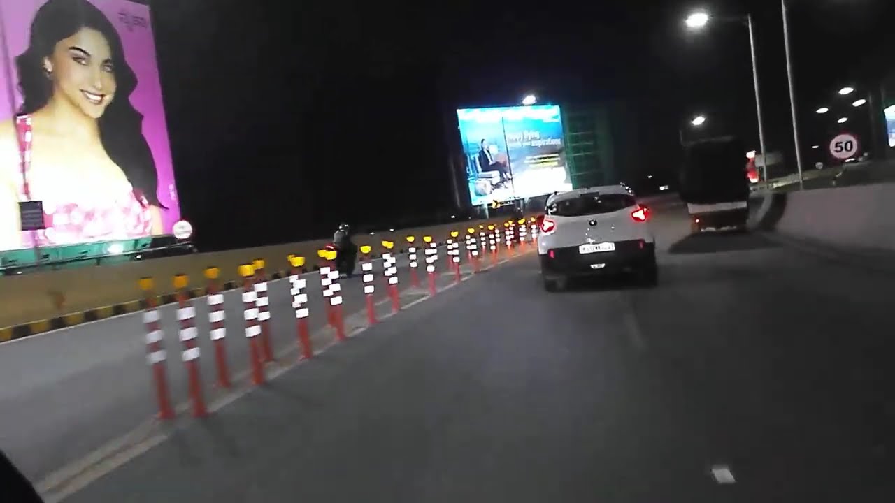 ZX14r,GSXR1000, CBR1000 Triumph 676 on the Highway | Ducati