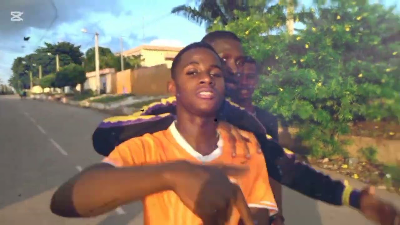 TOUT GÂTER {D~S~T}