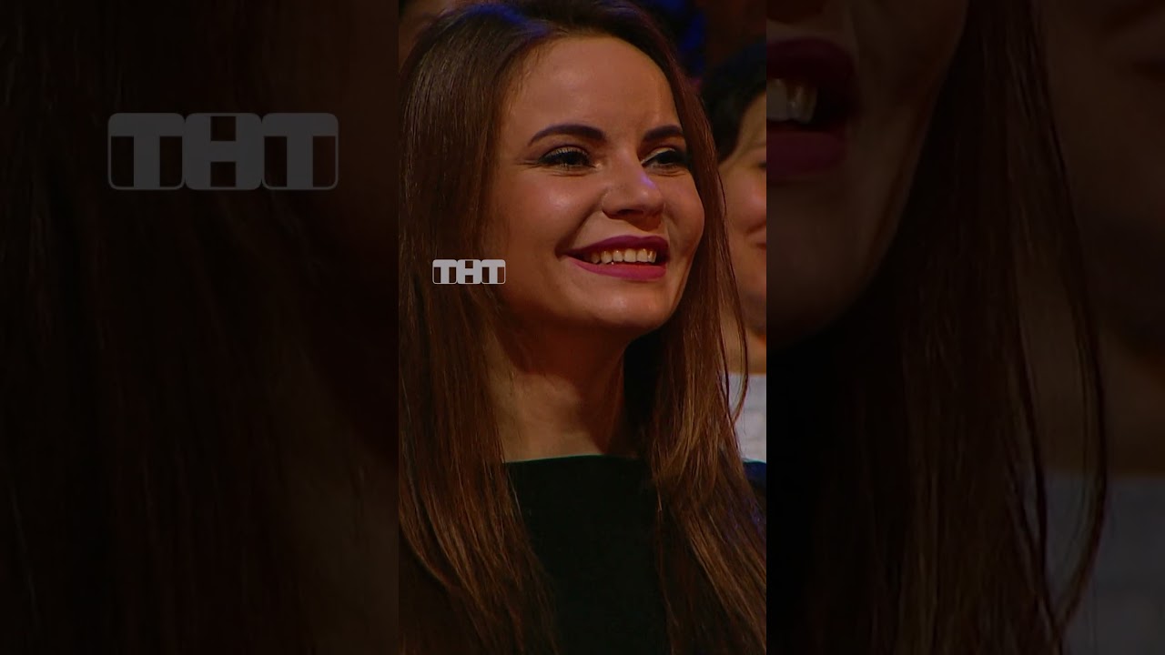 Тонкий намёк 😏 #тнт #comedyclub #камедиклаб #comedy #подарок #муж #айфон #Федункив #Харламов