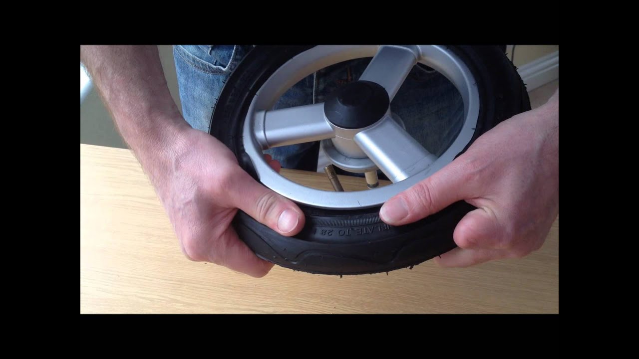 Fitting a Jane Powertwin replacement tyre and inner tube