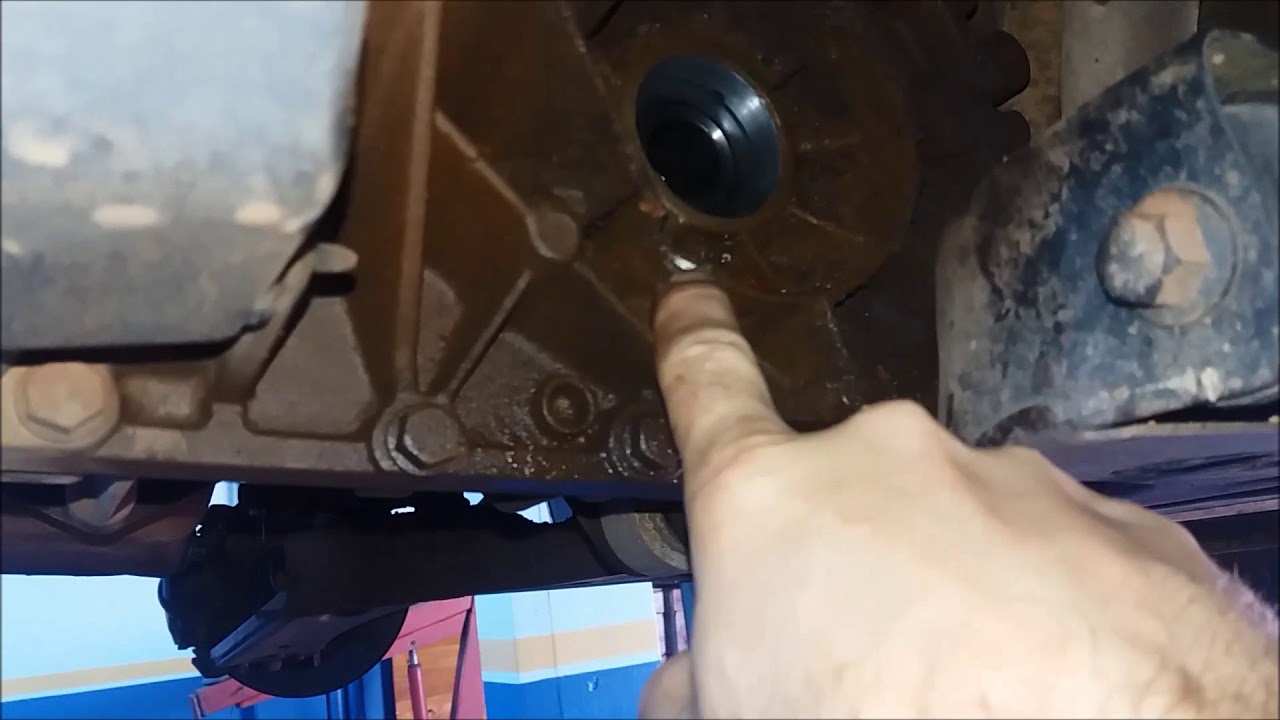 FORD FIESTA - Como trocar o retentor do semi eixo de forma prática.