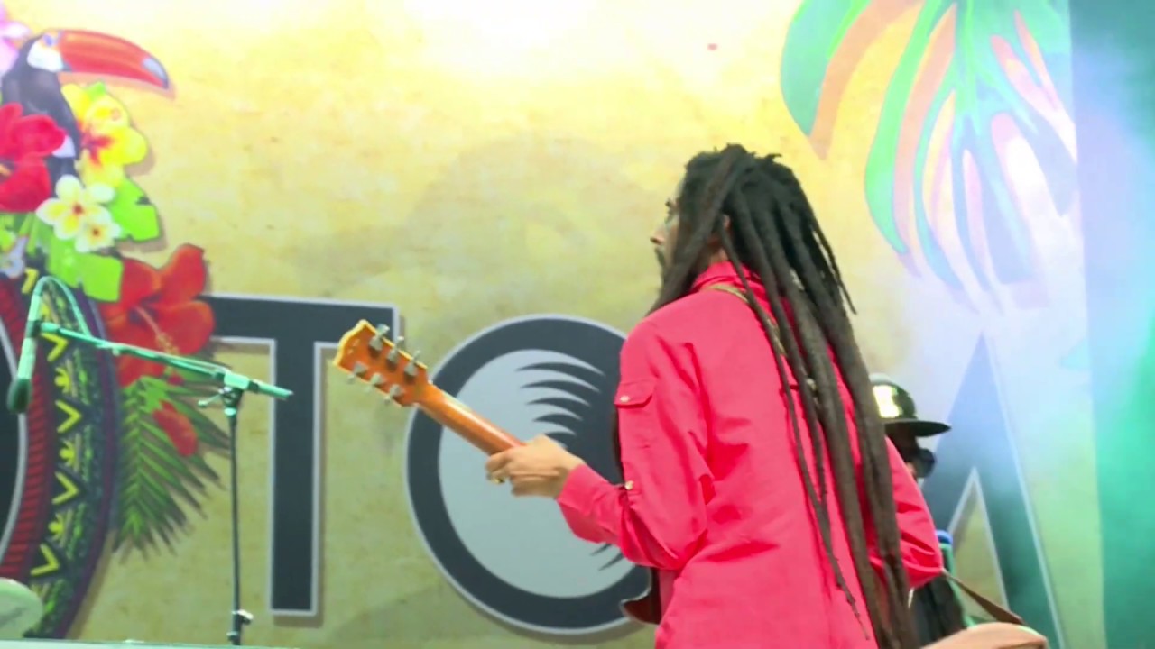 JULIAN MARLEY sings NATURAL MYSTIC live @ Rototom Sunsplash 2018