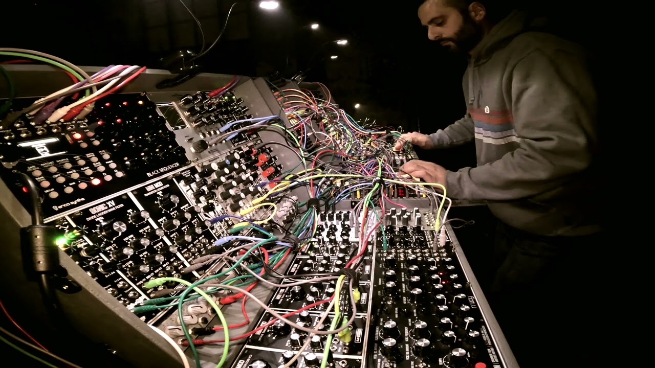 Alex Reguara  SIMBIOSI 11/02/23.  Bunker Torino