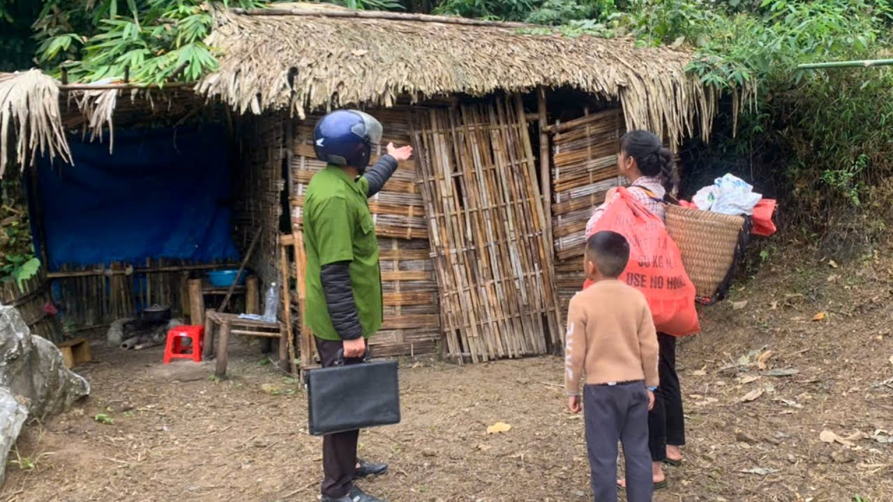 The girl living in the old abandoned house is helped by the police officer