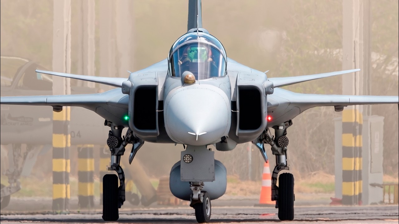 Ultimate Fighter Jet Meet! F-39 Gripen, USAF F-15 and Chilean F-16
