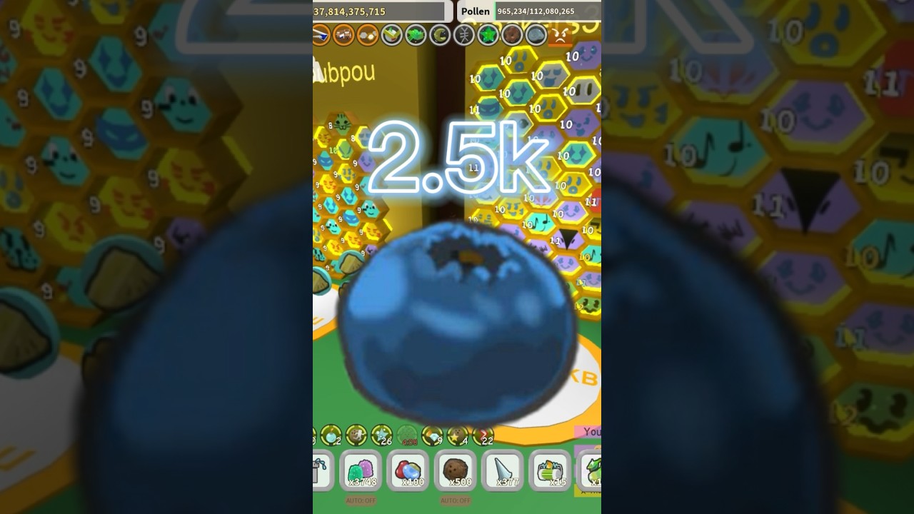 2.5k blueberries = Gifted tadpole bee!! #beeswarmsimulator #roblox #mythic #beeswarm