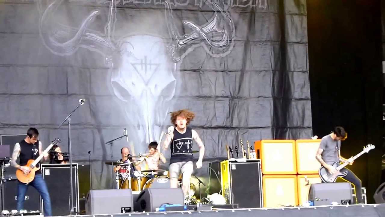 The Devil Wears Prada - Gloom & Martyrs (With Full Force 2013)
