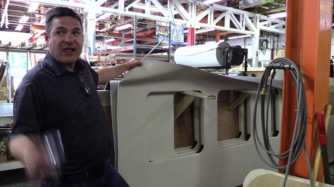Экскурсия по заводу Coachmen Class B с Ником Реккио