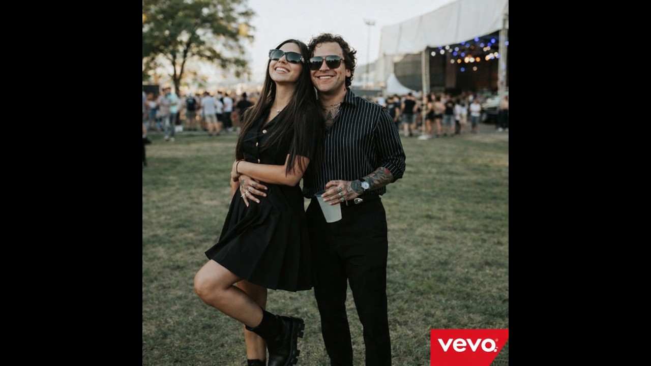 Christian Nodal ft Ángela Aguilar – “No Me Borres” (2026)