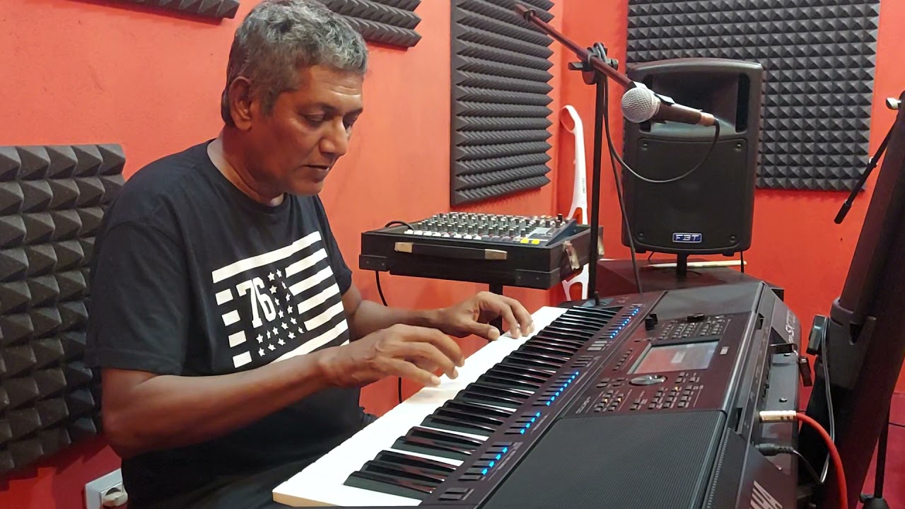 ශ්‍රී ලංකා මාතා අර්නි පීරිස් sahara studio.