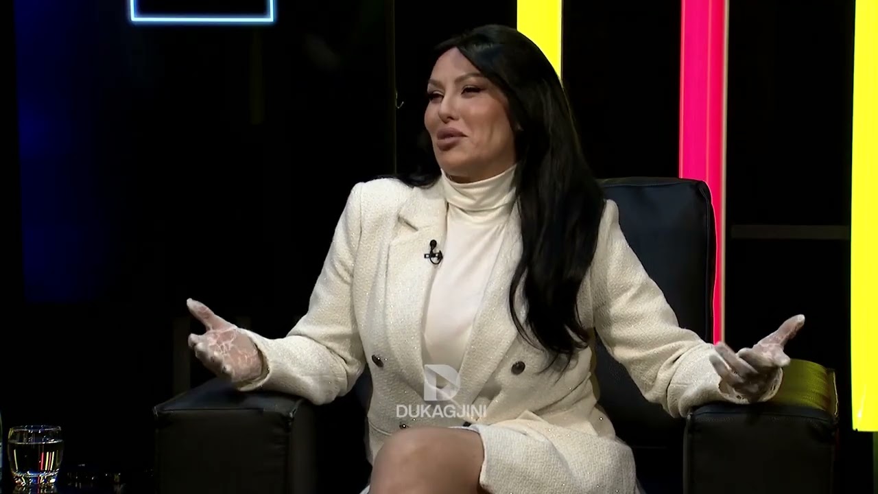 “Shkojsha në punë m’merrke gjumi në tavolinë”/ Arta Bajrami tregon për sfidat në fillim të karrierës