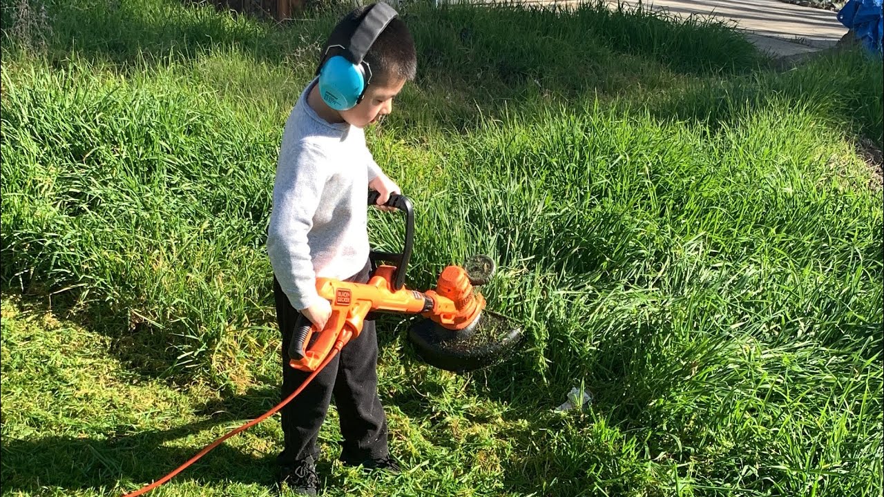 Kids / Adults | BLACK+DECKER 3-in-1 Corded Lawn Mower, String Trimmer, & Edger