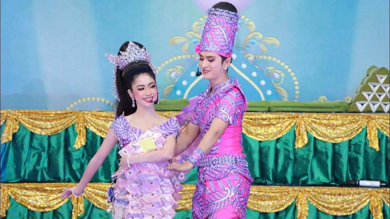 พ่อหมอฟ้ารุ่ง รักษาไป จีบสาวไป น่ารั๊ากกก #อดิเทพฟ้ารุ่ง 